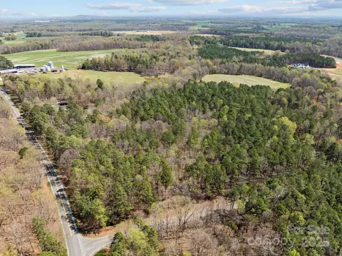 000 Umberger Rd, Mt Ulla, NC 27013 photo 3