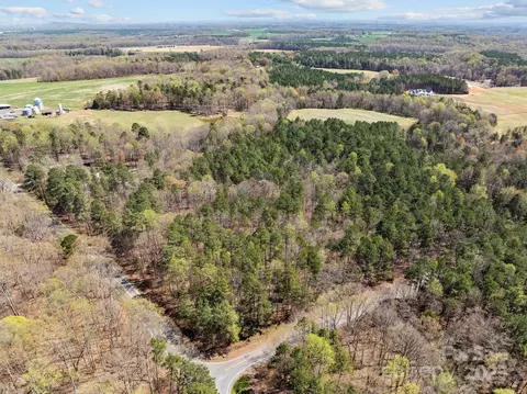 000 Umberger Rd, Mt Ulla, NC 27013 photo 4