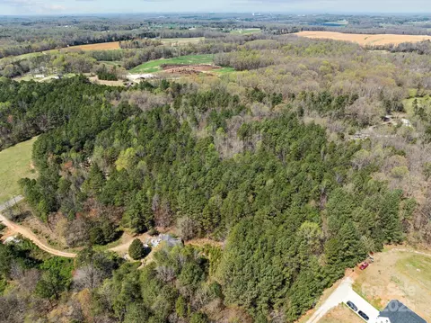 000 Umberger Rd, Mt Ulla, NC 27013 photo 2