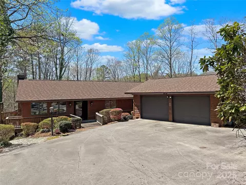 269 Forest Rd, Marion, NC 28752