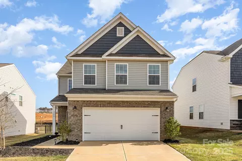 7394 Echoing Hills Ln, Maiden, NC 28650