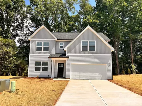 1218 Fall Day Sw Cir SW, Lenoir, NC 28645