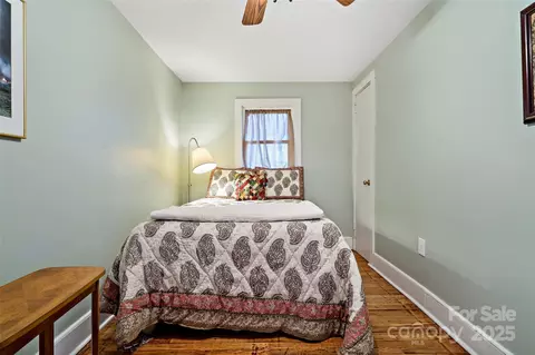 Bedroom - 100 Summit St, Marion, NC 28752 photo 9 of 10