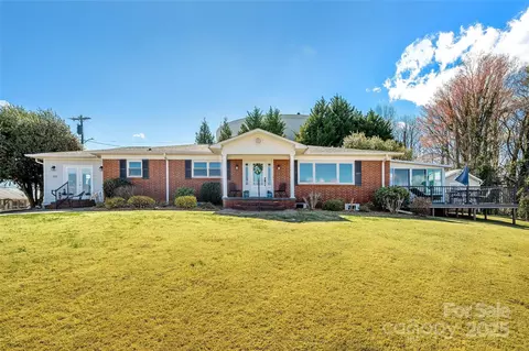 100 Summit St, Marion, NC 28752