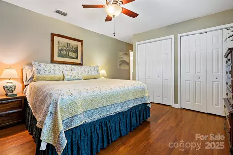 Bedroom - 100 Summit St, Marion, NC 28752 photo 6 of 10