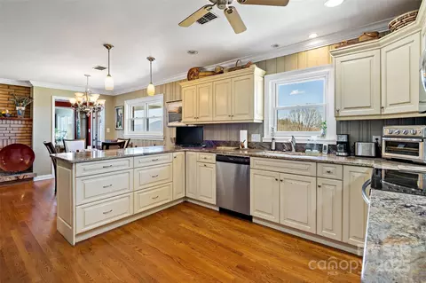 Kitchen - 100 Summit St, Marion, NC 28752 photo 1 of 5