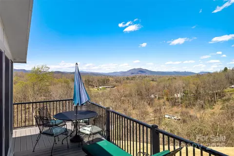 Exterior - 100 Summit St, Marion, NC 28752 photo 6 of 8