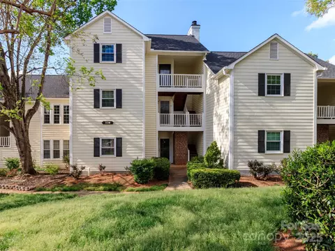 3210 Selwyn Farms 7 Ln #7, Charlotte, NC 28209
