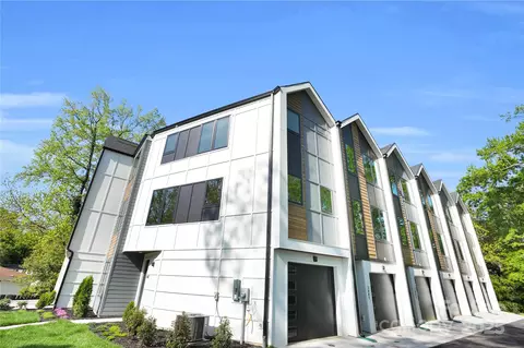 3437 Byrnes St, Charlotte, NC 28205