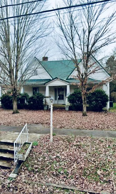 603 4th St, Spencer, NC 28159