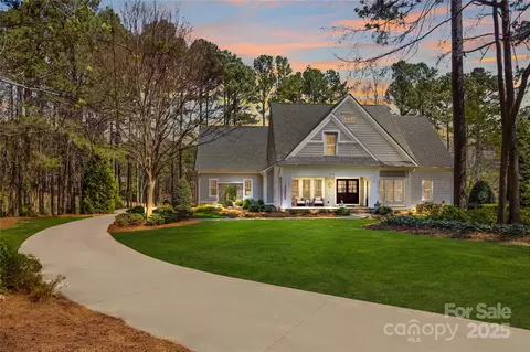 115 Brawley Harbor Pl, Mooresville, NC 28117