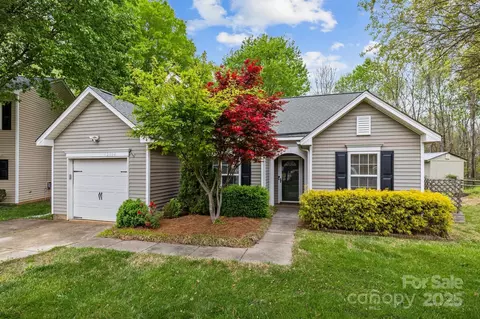 12804 Lismorre Castle Ct, Charlotte, NC 28273