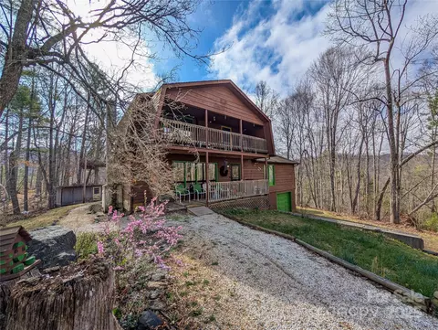 307 Mcmahon Ln, Bakersville, NC 28705