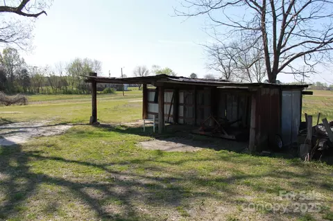111 Panda Ct, Grover, NC 28073 photo 7