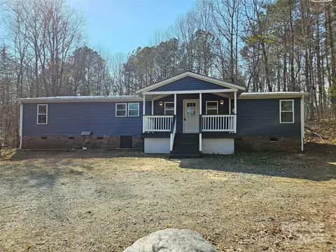 149 River Breeze Dr, Morganton, NC 28655