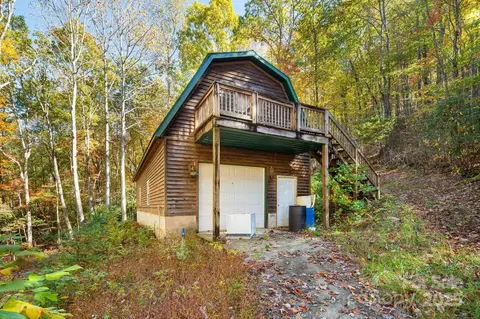 5389 Cascade Lake Rd, Cedar Mountain, NC 28718 photo 6