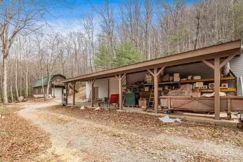 5389 Cascade Lake Rd, Cedar Mountain, NC 28718 photo 12