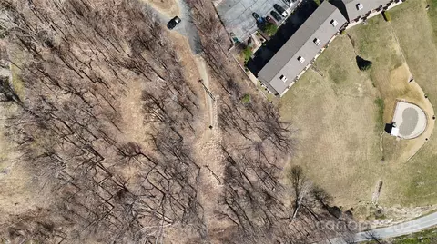 Blockaders Den Road, Columbus, NC 28722 photo 34