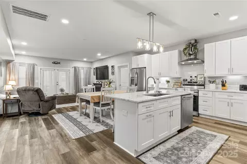 154 Shields Dr, Lincolnton, NC 28092