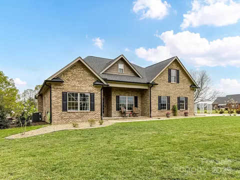 3012 Ocean Dr, Monroe, NC 28110 photo 2