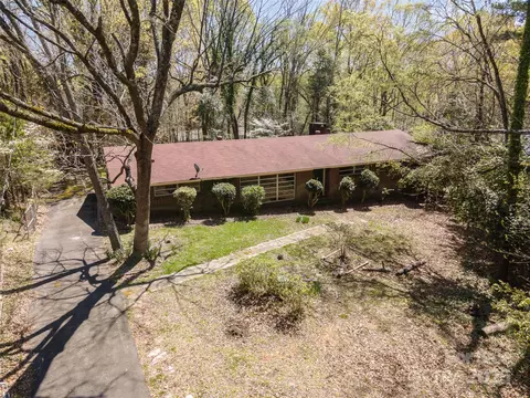 340 Sardis N Rd N, Charlotte, NC 28270