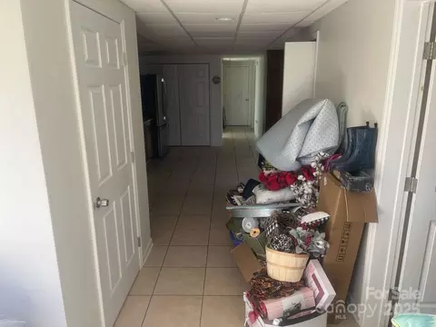 Entry Way - 7122 Pyramid Rd, Hickory, NC 28602 photo 1 of 2