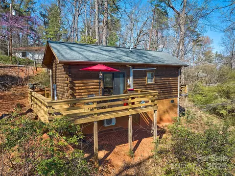 393 Seton Rd, Lake Lure, NC 28746