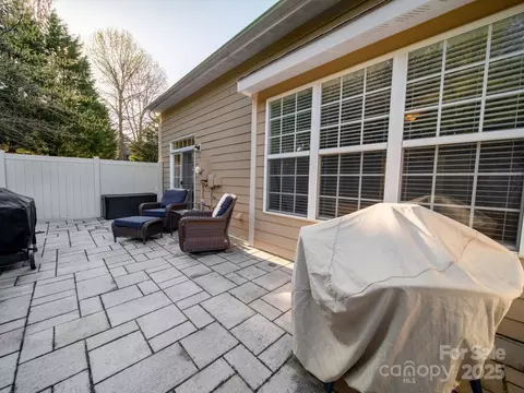 1067 Silver Gull Dr, Fort Mill, SC 29708 photo 5
