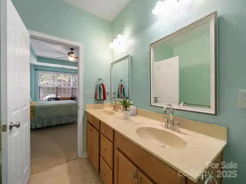 1067 Silver Gull Dr, Fort Mill, SC 29708 photo 32