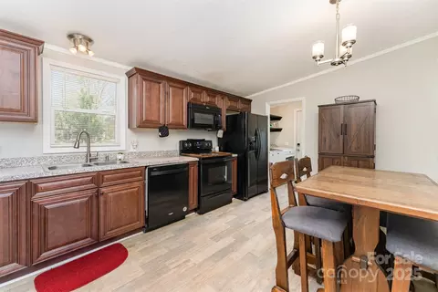 4767 Stratford Ln, Denver, NC 28037 photo 9