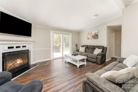 4767 Stratford Ln, Denver, NC 28037 photo 5