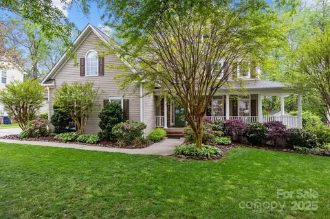 17301 Glassfield Dr, Huntersville, NC 28078