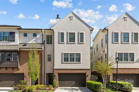 4038 City Homes Pl, Charlotte, NC 28209