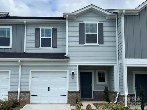 1722 Braemar Village Dr, Monroe, NC 28110