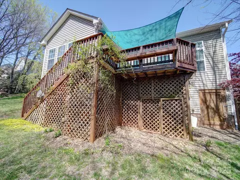 Exterior - 7524 Common Oak Dr, Stanley, NC 28164 photo 8 of 11
