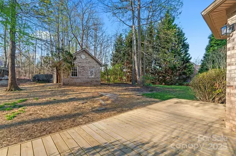 Exterior - 103 Devonshire Ln, Salisbury, NC 28146 photo 3 of 5