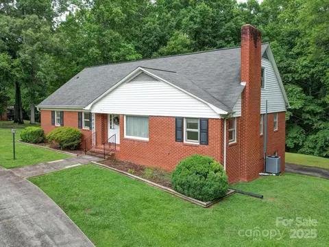 167 Cedar Ln, Troutman, NC 28166