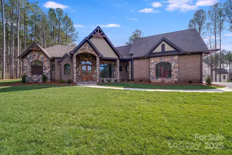 6422 Chimney Bluff Rd, Lancaster, SC 29720 photo 5