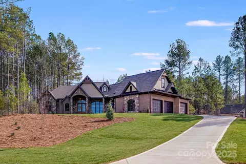 6422 Chimney Bluff Rd, Lancaster, SC 29720 photo 4