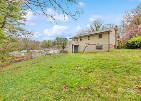 Exterior - 192 Poplar Dr, Clyde, NC 28721 photo 1 of 5