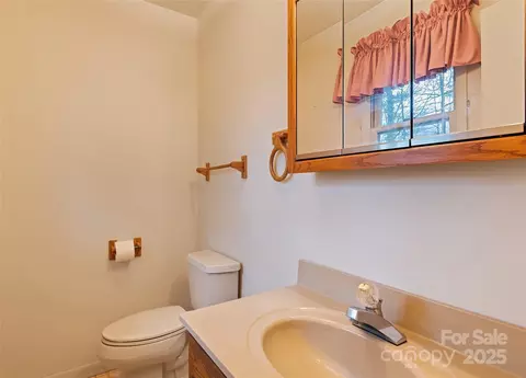 Bath - 192 Poplar Dr, Clyde, NC 28721 photo 1 of 1