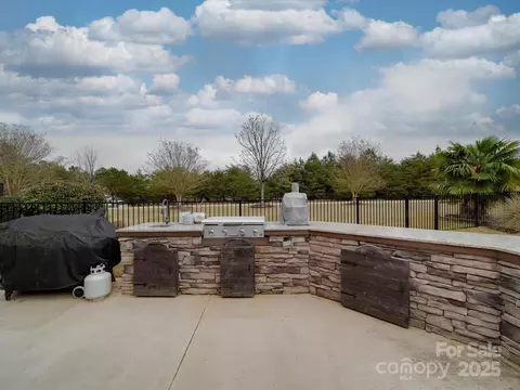 15211 Windward Ln, Lancaster, SC 29720 photo 7