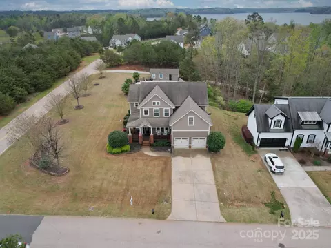 15211 Windward Ln, Lancaster, SC 29720 photo 3
