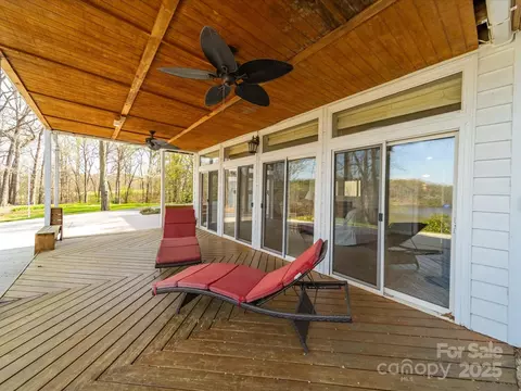 Exterior - 925 Lanier Ln, Monroe, NC 28110 photo 9 of 9