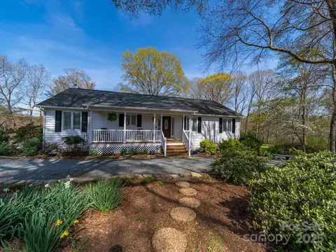 Exterior - 925 Lanier Ln, Monroe, NC 28110 photo 3 of 9