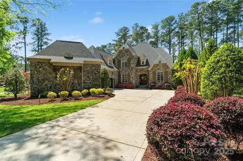 9011 Pine Laurel Dr, Weddington, NC 28104