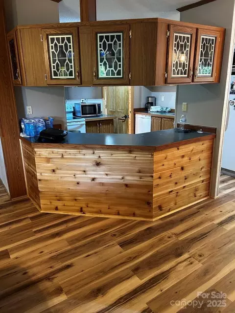 Kitchen - 27 Venice Pl, Canton, NC 28716 photo 1 of 4