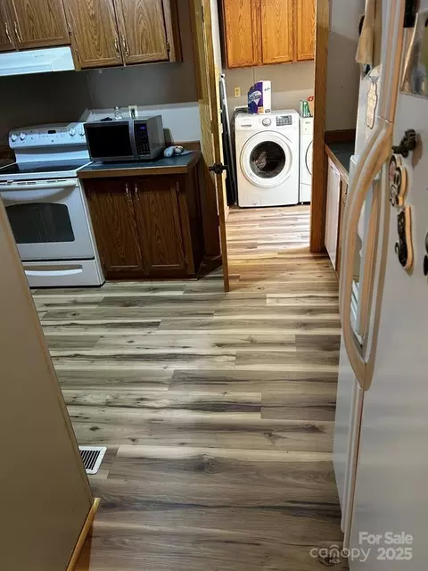 Other - 27 Venice Pl, Canton, NC 28716 photo 2 of 13