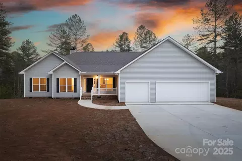 1672 W Paradise Harbor Dr, Connelly Springs, NC 28612