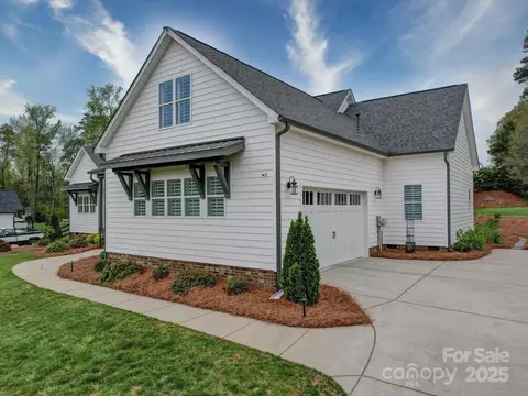 Exterior - 630 Deese Rd, Monroe, NC 28110 photo 3 of 9